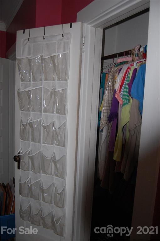 216 Spring Street Marion, NC 28752 - Photo 28 of 40 Gallery Image 28