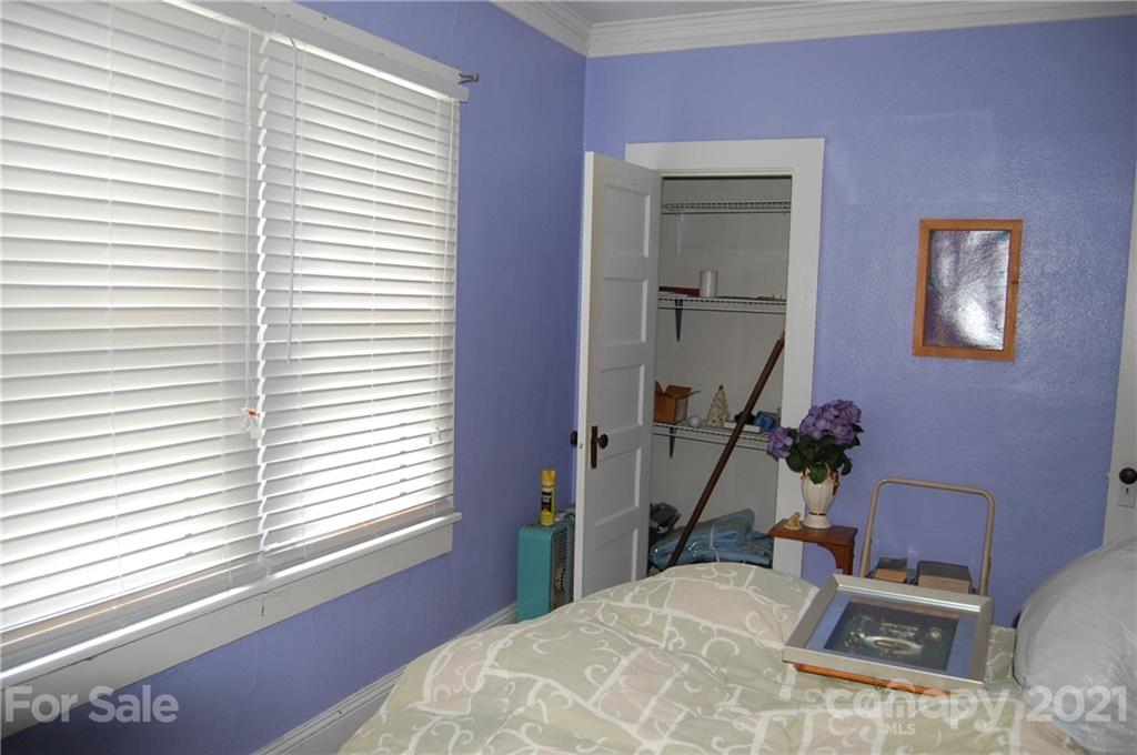 216 Spring Street Marion, NC 28752 - Photo 33 of 40 Gallery Image 33