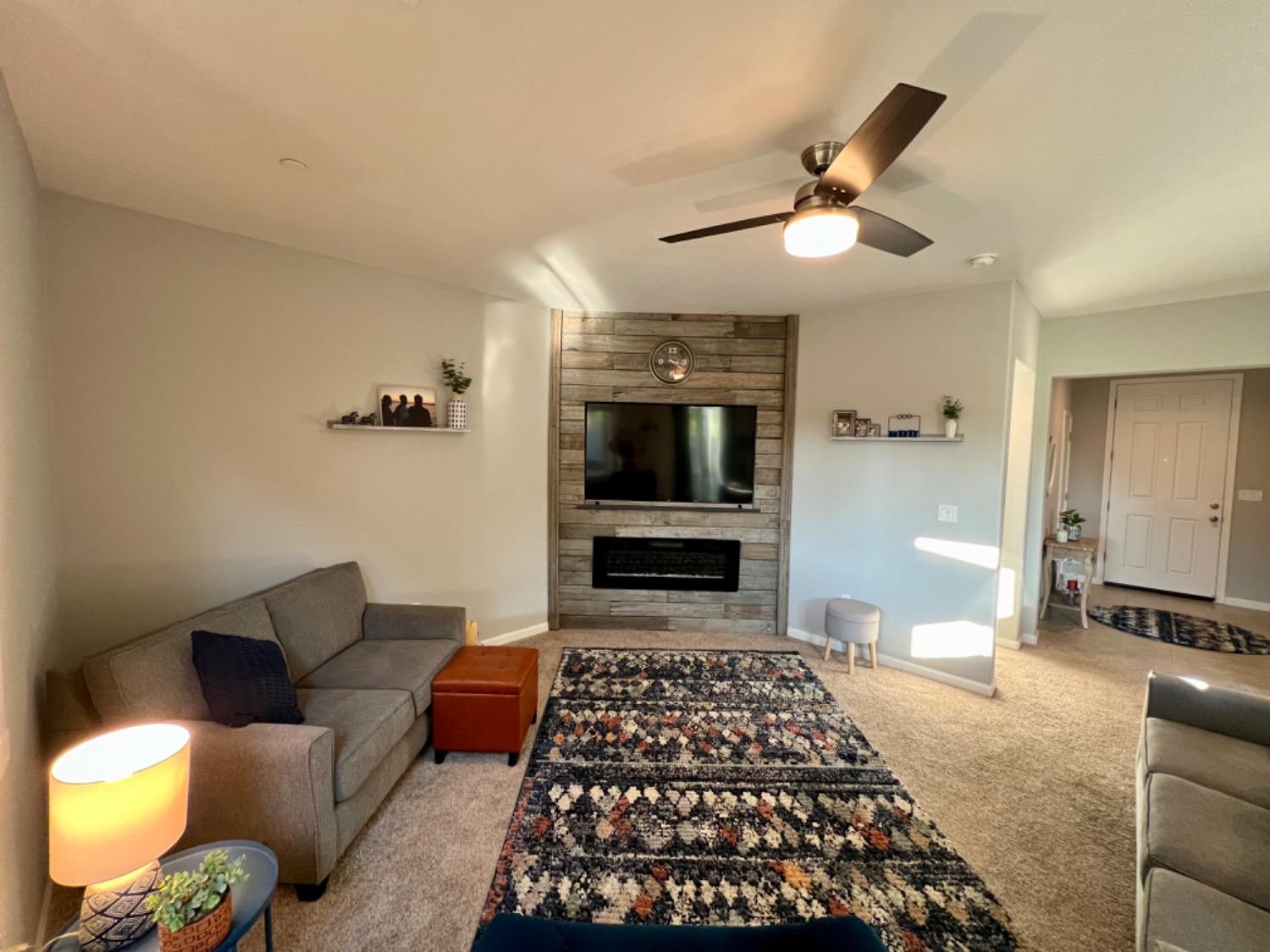 2771 Concord Avenue Reedley, CA 93654 - Photo 12 of 27 Gallery Image 12
