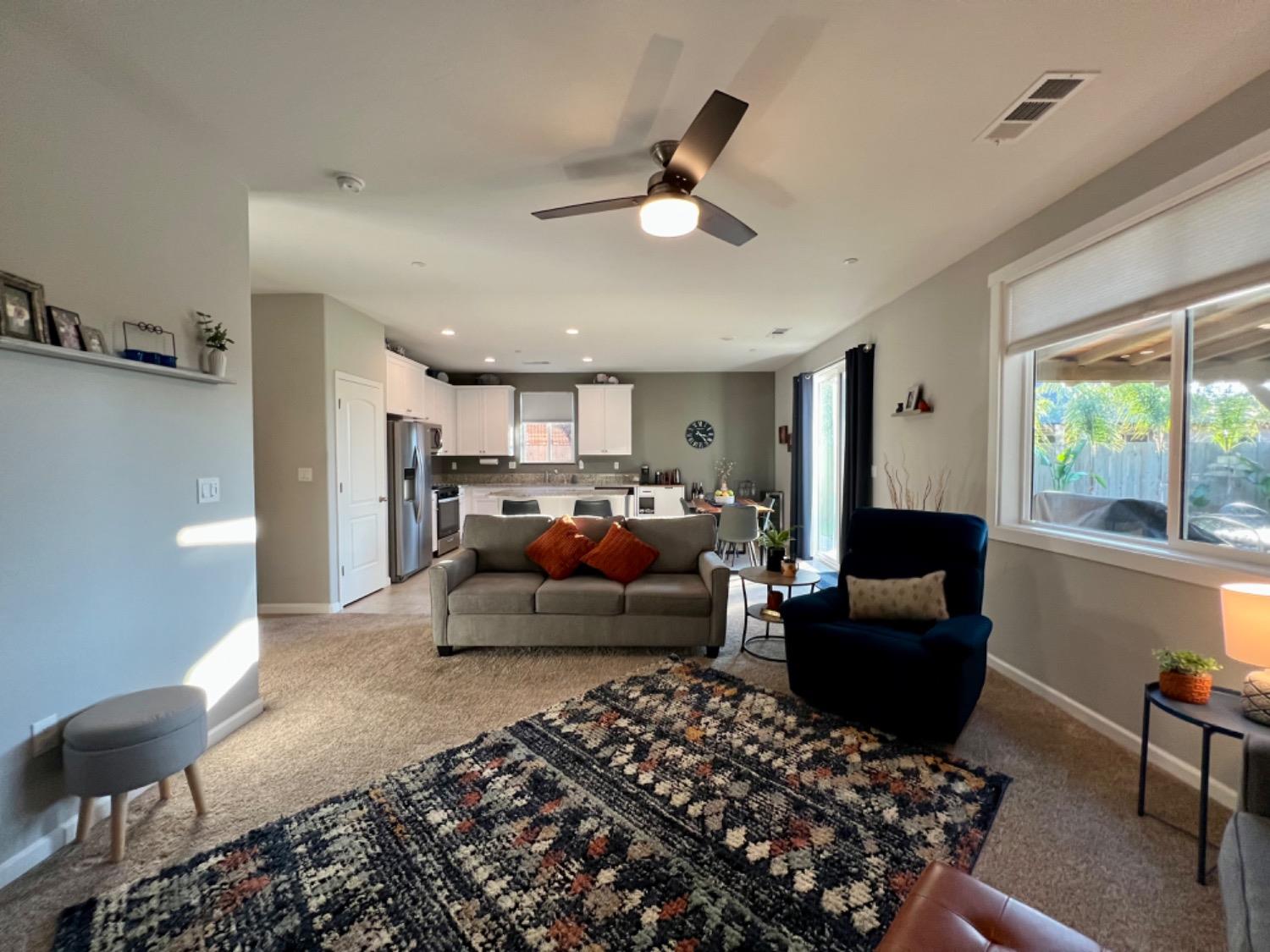 2771 Concord Avenue Reedley, CA 93654 - Photo 9 of 27 Gallery Image 9
