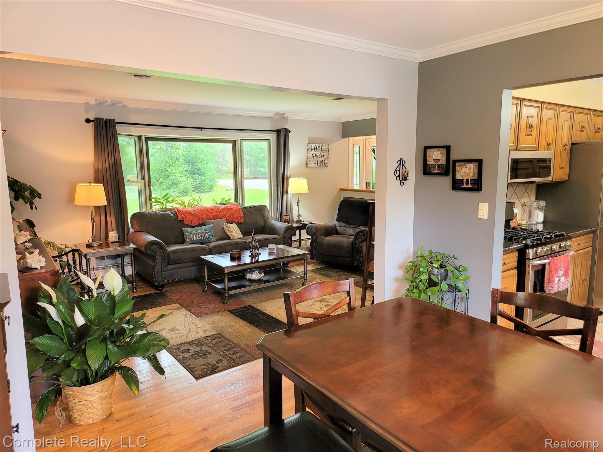 10165 East Atherton Road Davison, MI 48423 - Photo 9 of 54 20210712_152228.jpg