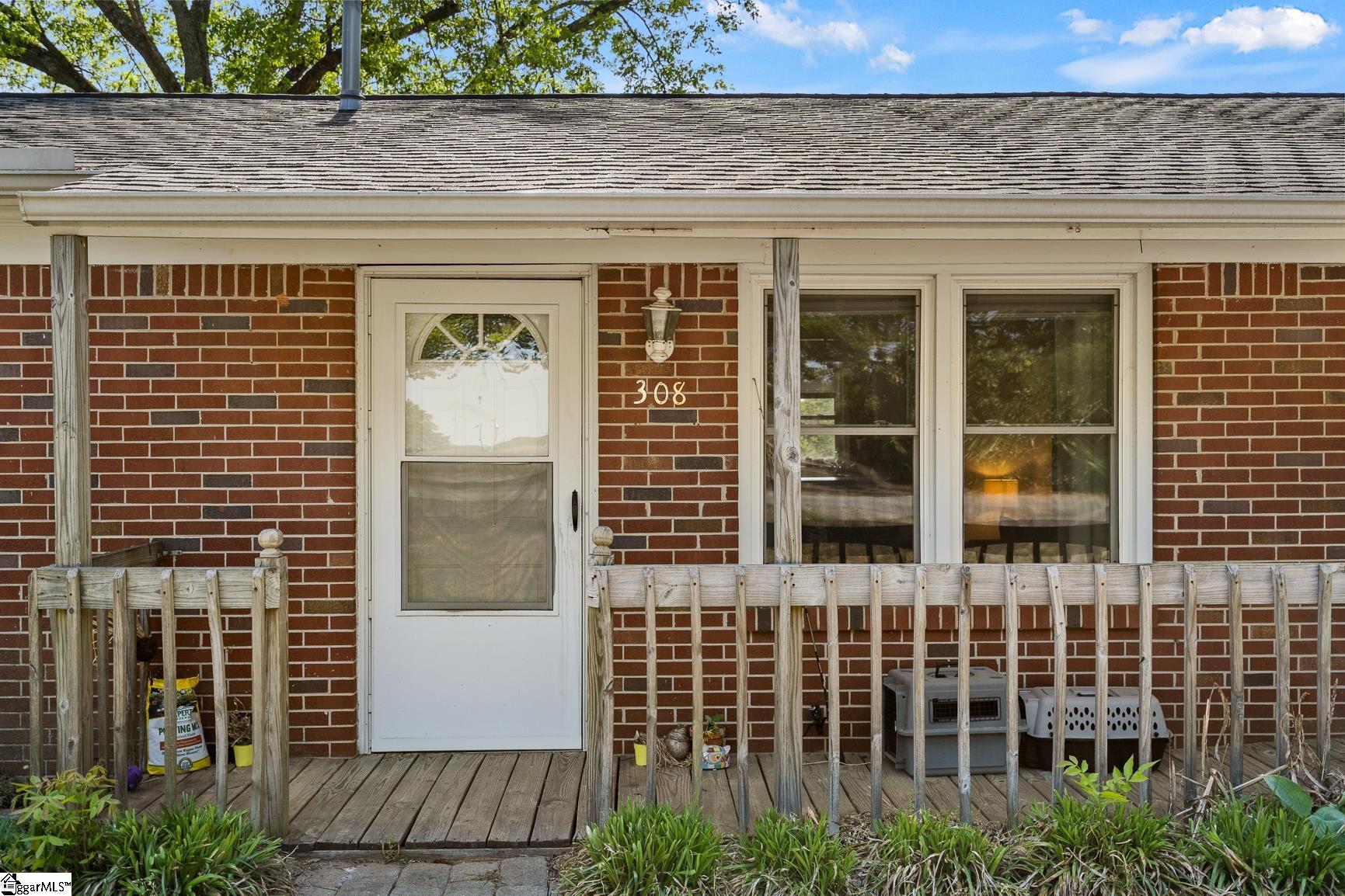 308 Clayton Street Central, SC 29630 - Photo 2 of 32