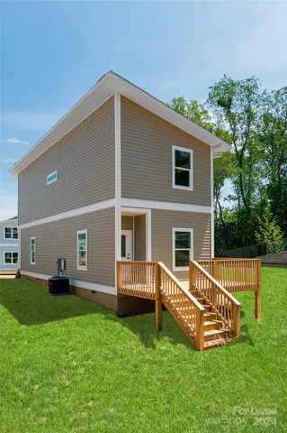 $2,850 | 223 Cherrywood Way, Asheville, NC 28806