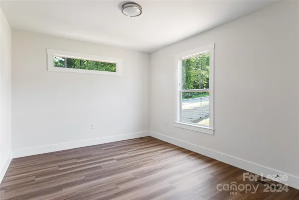 $2,850 | 223 Cherrywood Way, Asheville, NC 28806