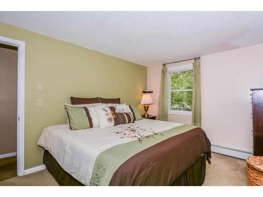16 Sherwood Road Londonderry, NH 03053 - Photo 20 of 36