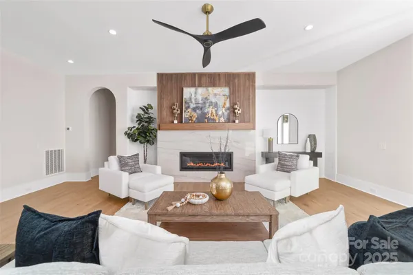 $3,190,000 | 216 Walnut Street, Davidson, NC 28036