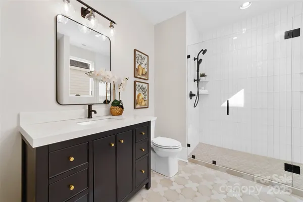 $3,190,000 | 216 Walnut Street, Davidson, NC 28036