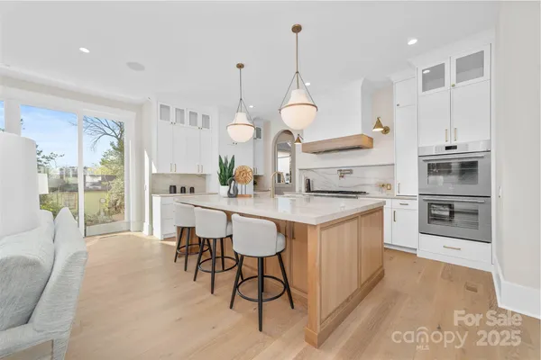 $3,190,000 | 216 Walnut Street, Davidson, NC 28036