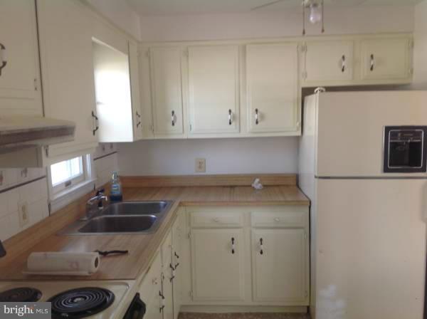 10405 Gruber Road Keymar, MD 21757 - Photo 1 of 5 Kitchen
