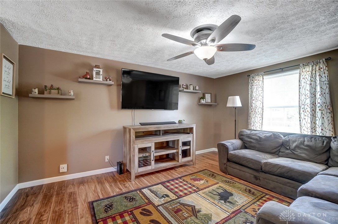 5220 Gander Road West Dayton, OH 45424 - Photo 8 of 41