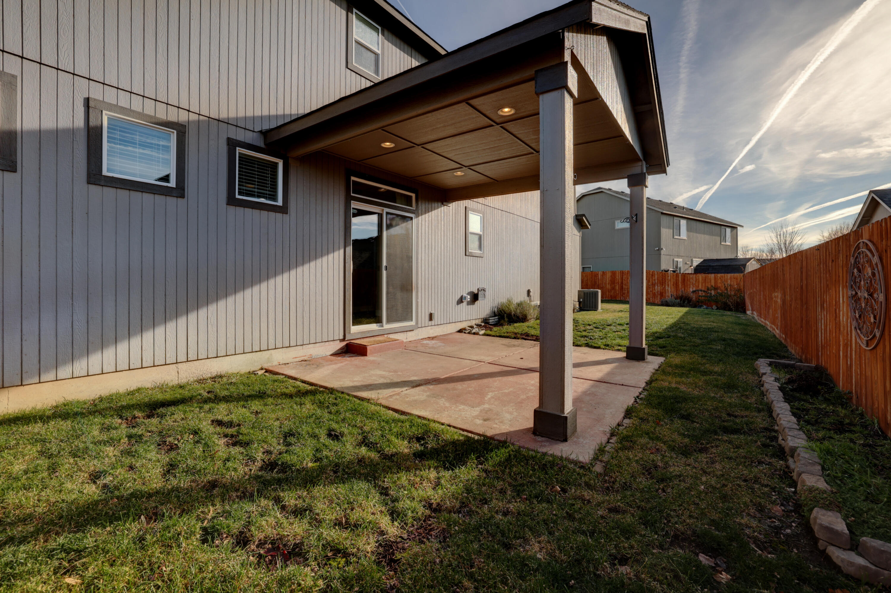 1525 Southwest 31st Street Redmond, OR 97756 - Photo 25 of 26 1525 SW 31st St-28