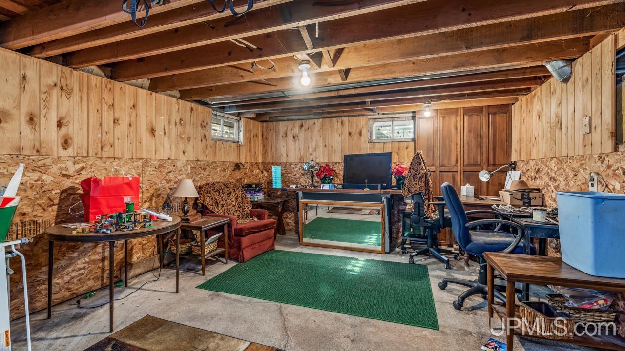 4028 20th Road Gladstone, MI 49837 - Photo 7 of 22