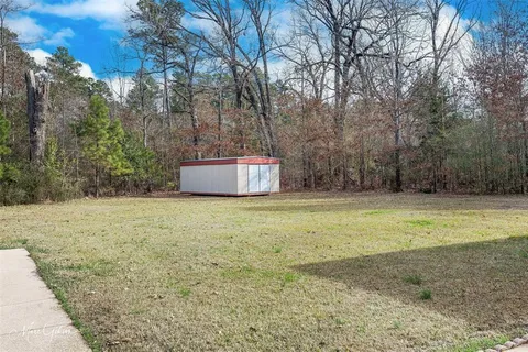 $209,000 | 5710 North Lakeshore Drive, Shreveport, LA 71107