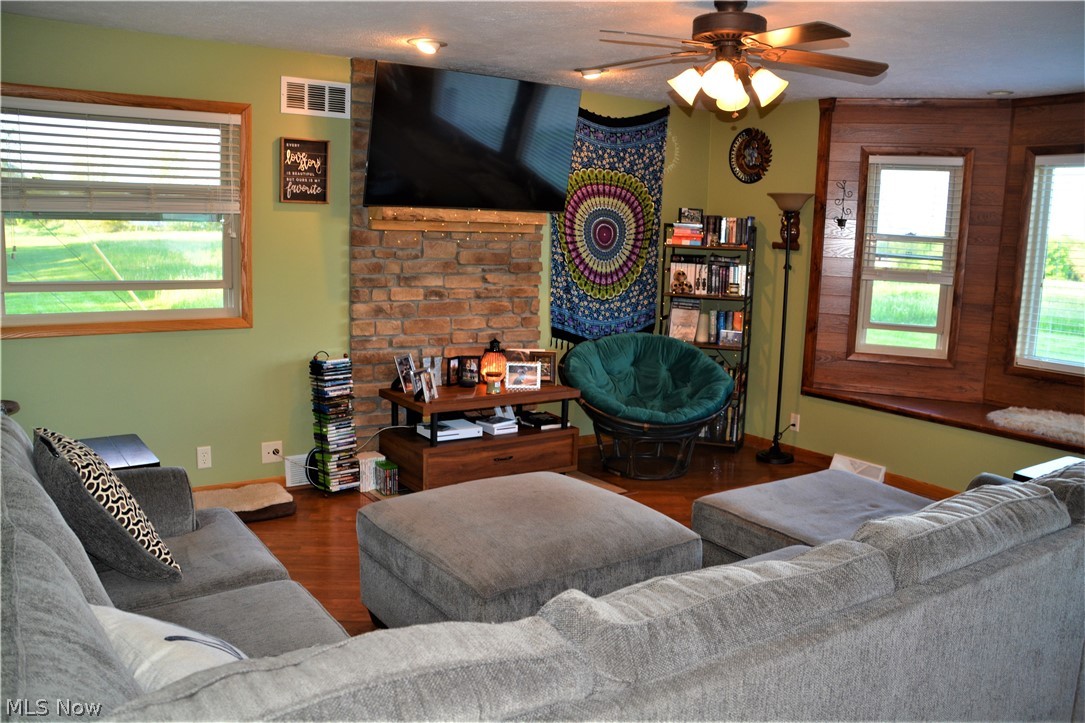 10001 Acme Road Rittman, OH 44270 - Photo 8 of 23 Gallery Image 8