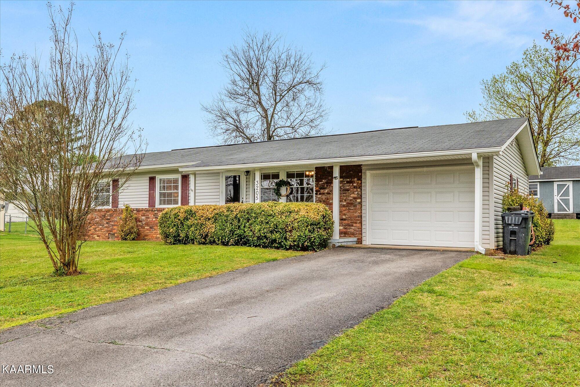 3205 Lafayette Road Knoxville, TN 37921 - Photo 1 of 19 3205 Lafayette Road