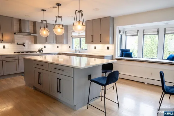 $2,599,000 | 250 Truman Drive, Cresskill, NJ 07626