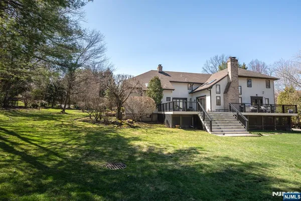 $2,599,000 | 250 Truman Drive, Cresskill, NJ 07626