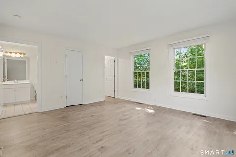 $450,000 | 56 Portland Avenue, Unit 9, Redding, CT 06896