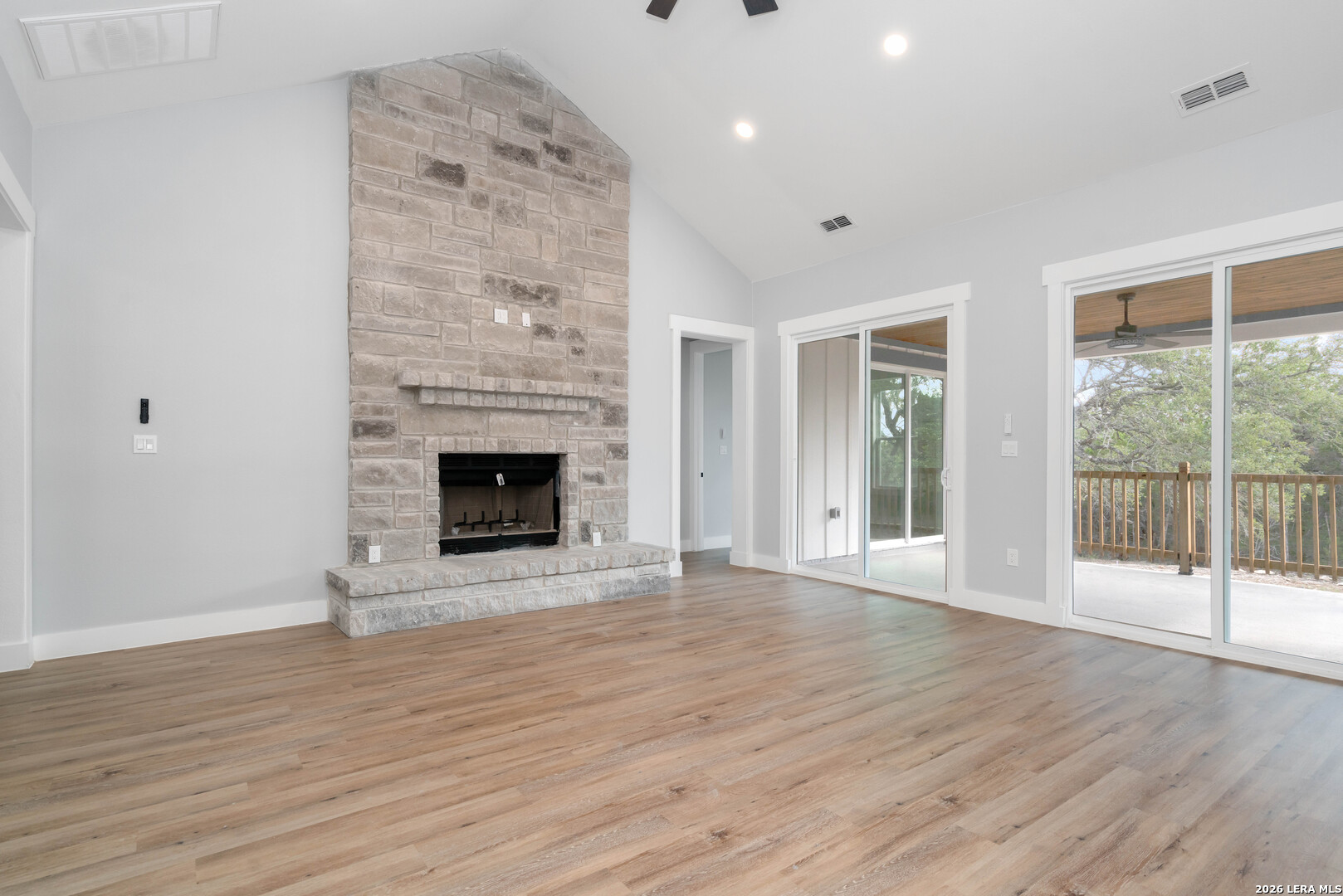 11608 Oak Country Helotes, TX 78023 - Photo 11 of 19
