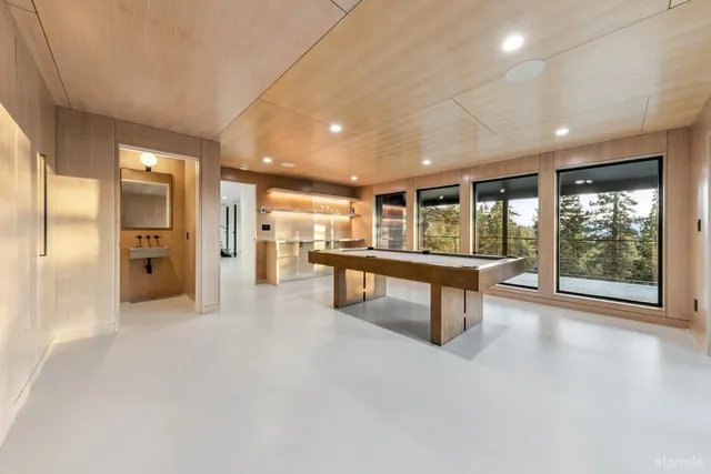 $3,250,000 | 3960 Saddle Road, South Lake Tahoe, CA 96150