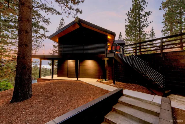 $3,250,000 | 3960 Saddle Road, South Lake Tahoe, CA 96150