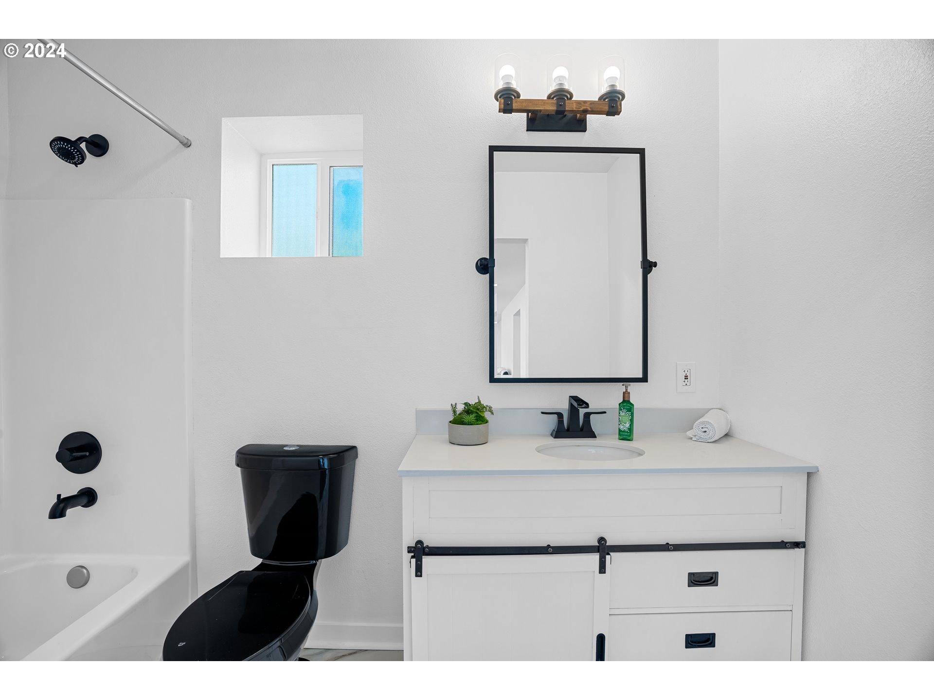 17240 Northwest Germantown Road Portland, OR 97231 - Photo 30 of 48 Gallery Image 30