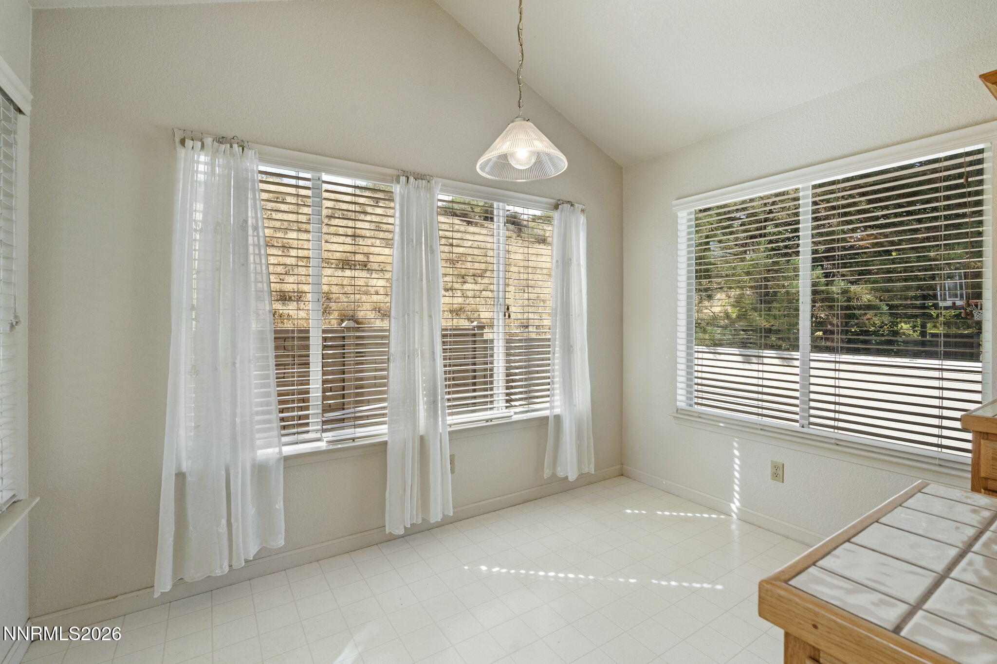 3349 Spring Creek Circle Reno, NV 89509 - Photo 26 of 40 26-web-or-mls-DSC00393