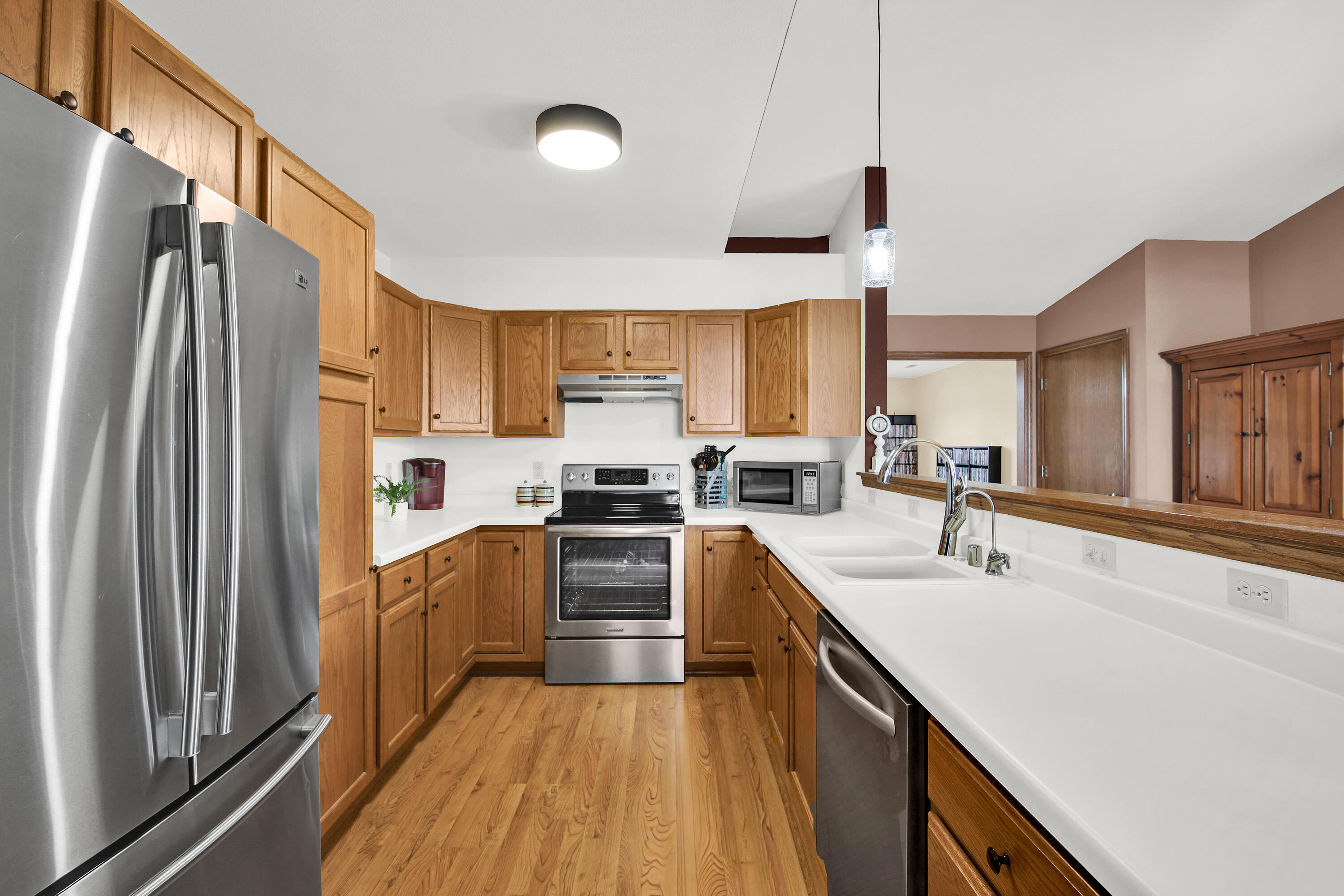 668 Westfield Way, Unit B Pewaukee, WI 53072 - Photo 8 of 19 668 westfield way-9