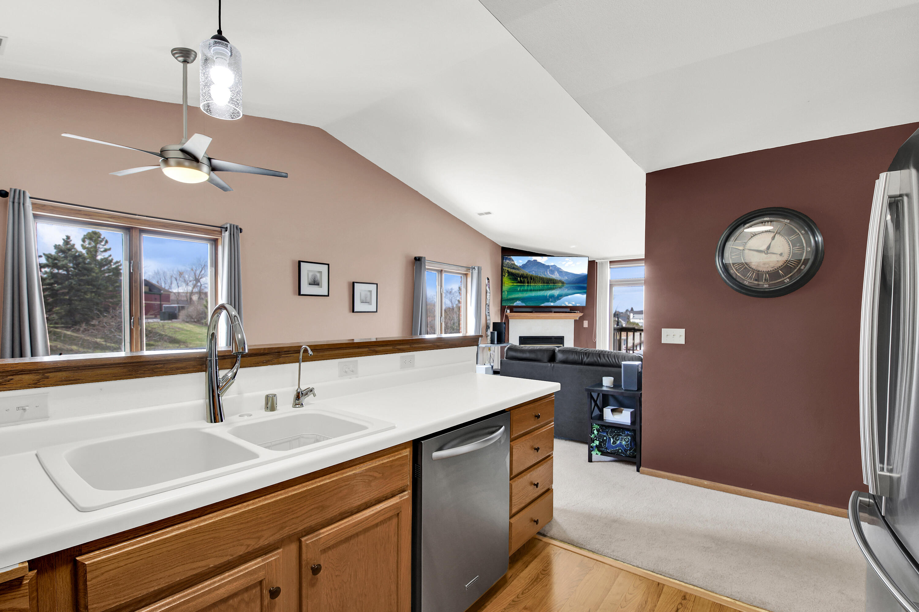 668 Westfield Way, Unit B Pewaukee, WI 53072 - Photo 9 of 19 668 westfield way-10