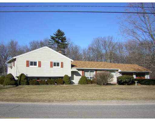 83 Gunn Road Southampton, MA 01073 - Photo 2 of 4 Gallery Image 2