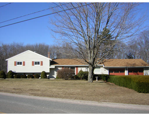 83 Gunn Road Southampton, MA 01073 - Photo 3 of 4 Gallery Image 3