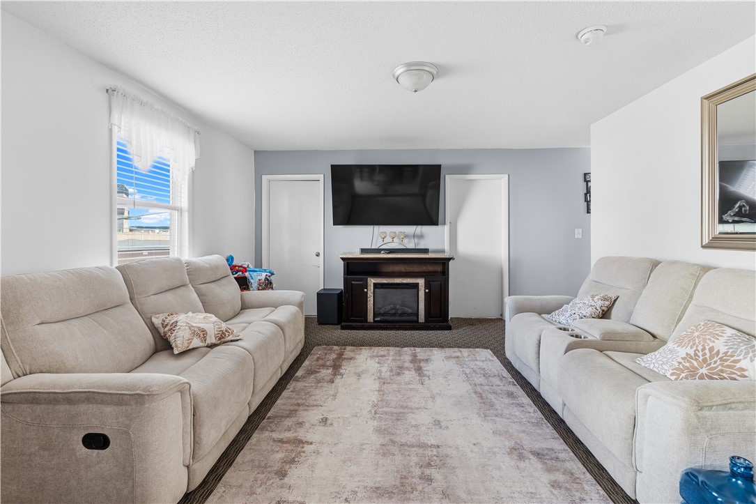 164 West School Street Woonsocket, RI 02895 - Photo 2 of 6