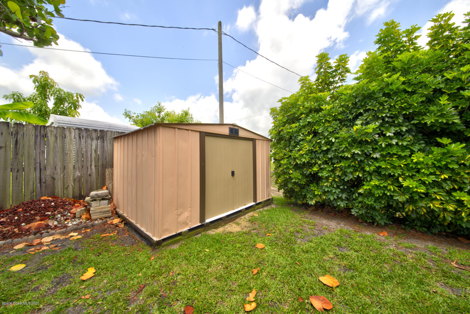581 Raleigh Road Southeast Palm Bay, FL 32909 - Photo 12 of 60 shed
