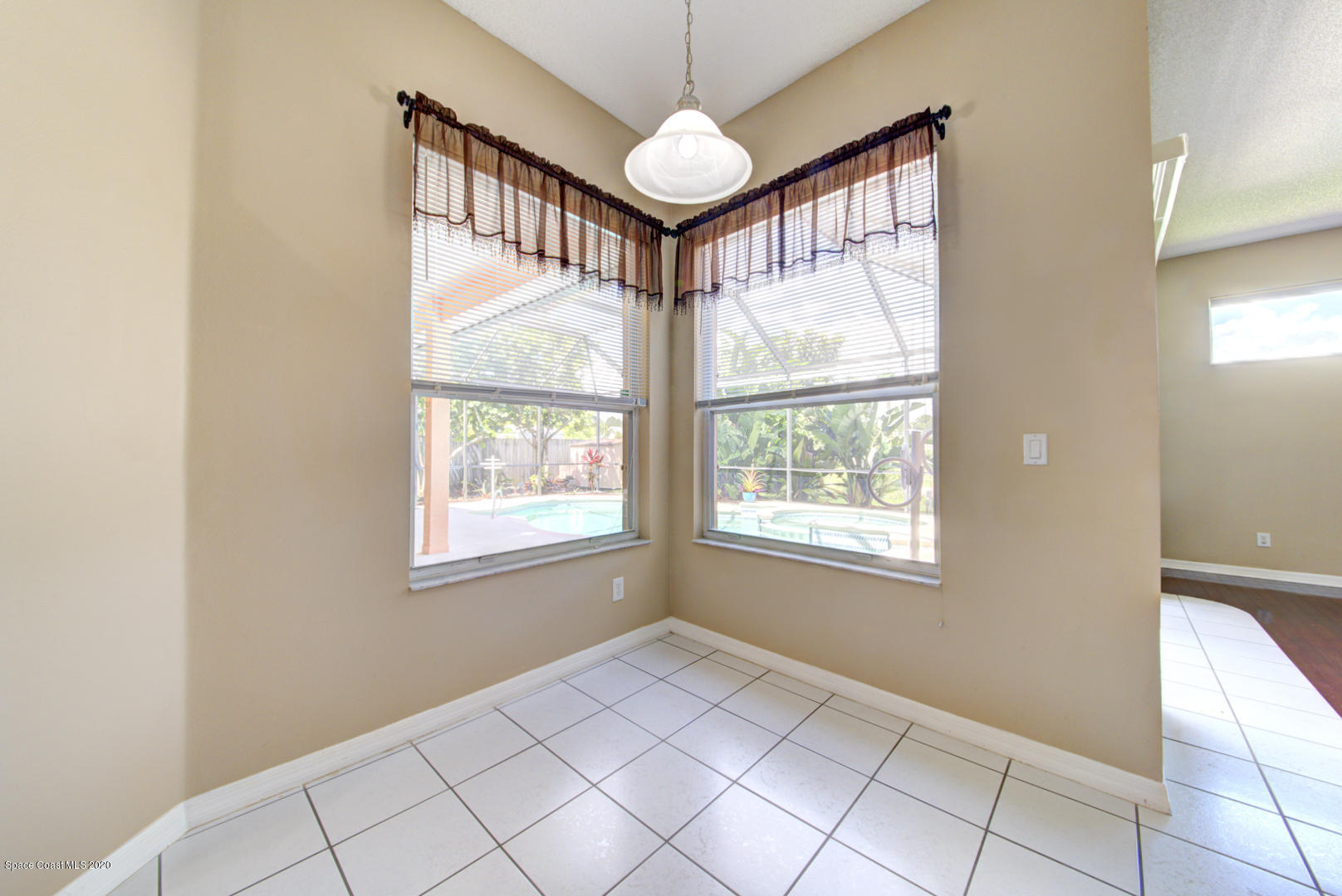 581 Raleigh Road Southeast Palm Bay, FL 32909 - Photo 29 of 60 breakfast nook
