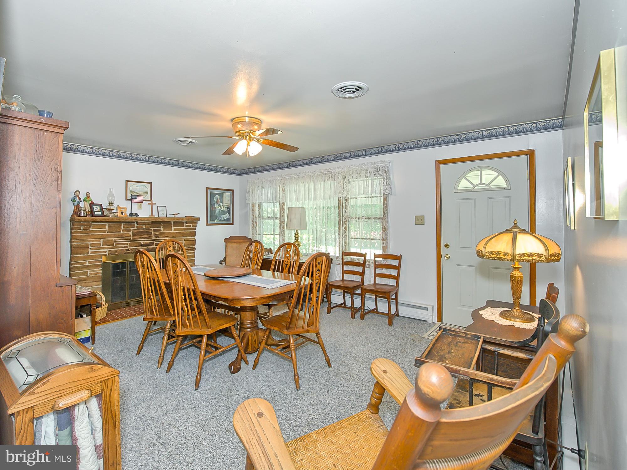 6502 Monarch Road Frederick, MD 21703 - Photo 16 of 30 Options! Living or Dining area