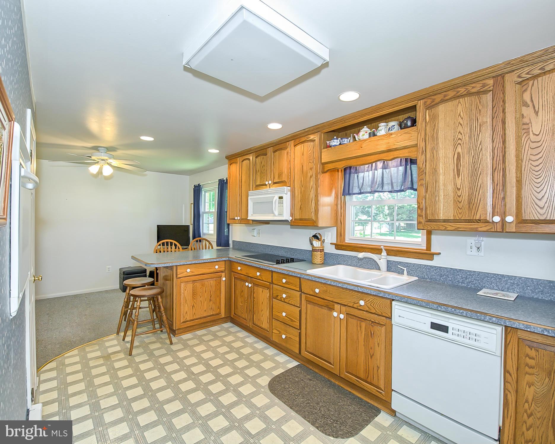 6502 Monarch Road Frederick, MD 21703 - Photo 4 of 30 Beautiful Kitchen
