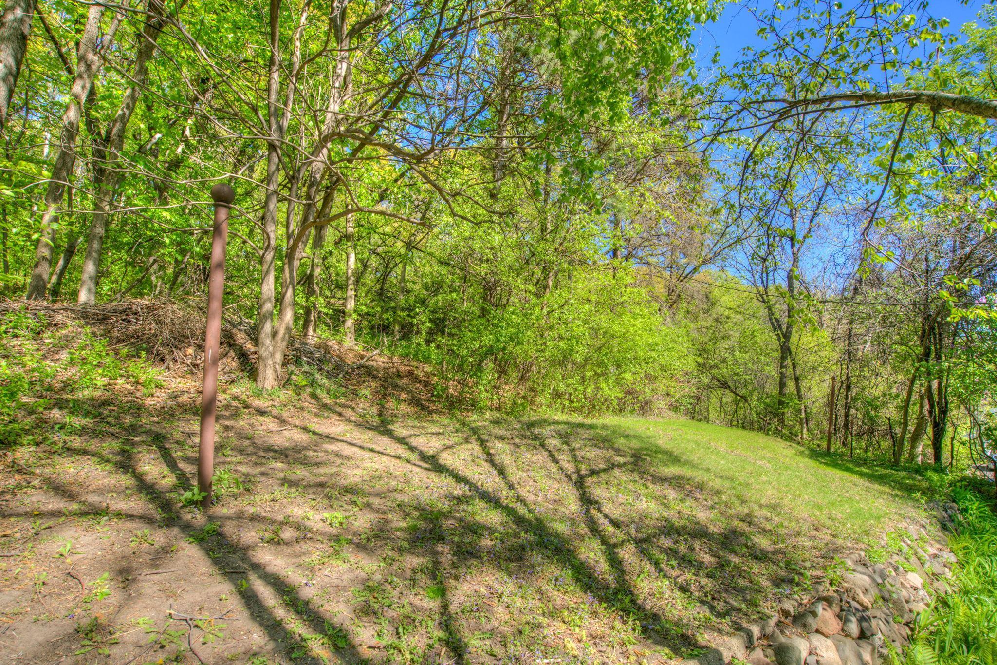 710 Point Douglas Road South St. Paul, MN 55119 - Photo 20 of 22 Gallery Image 20