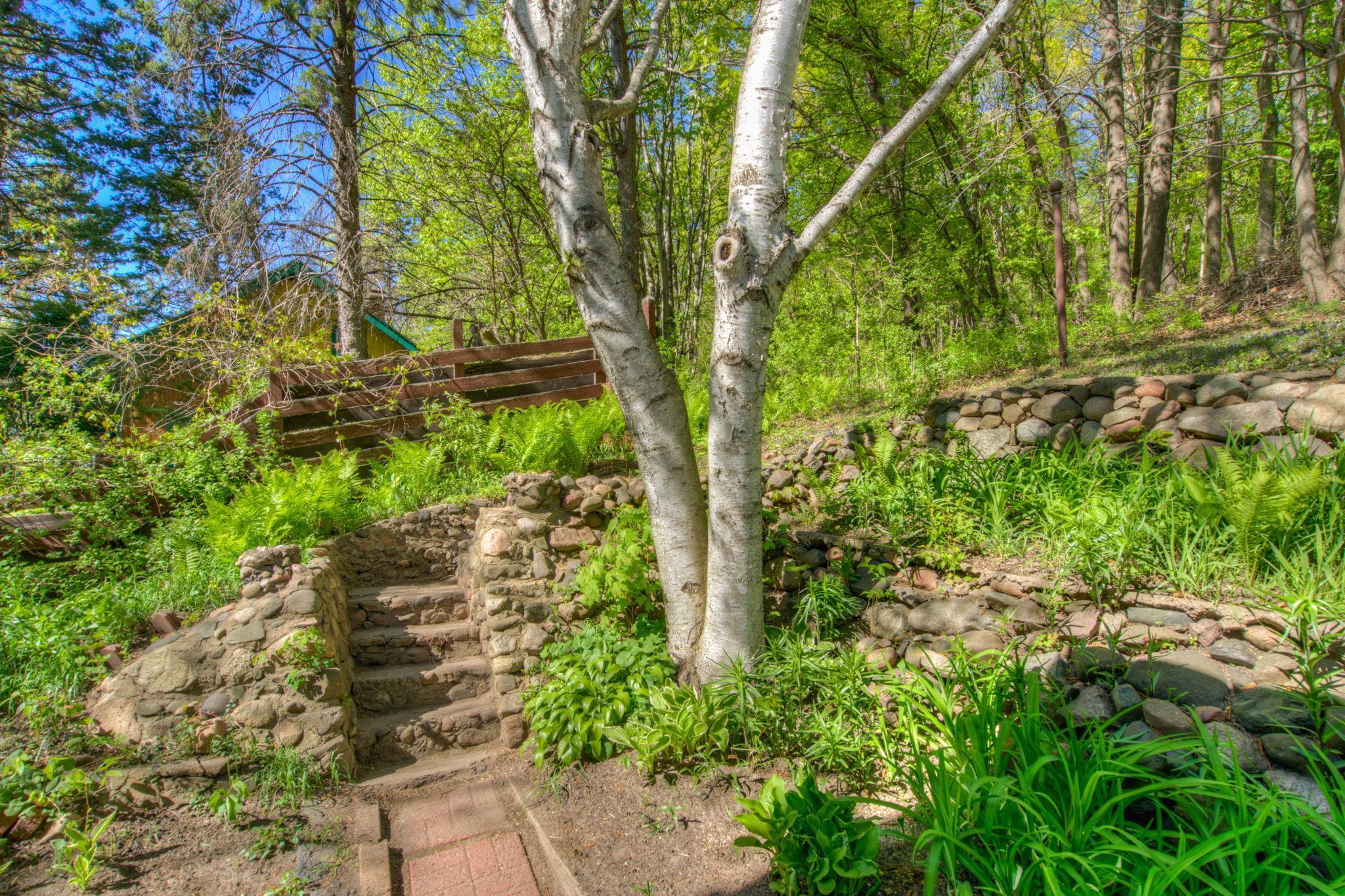710 Point Douglas Road South St. Paul, MN 55119 - Photo 21 of 22 Gallery Image 21