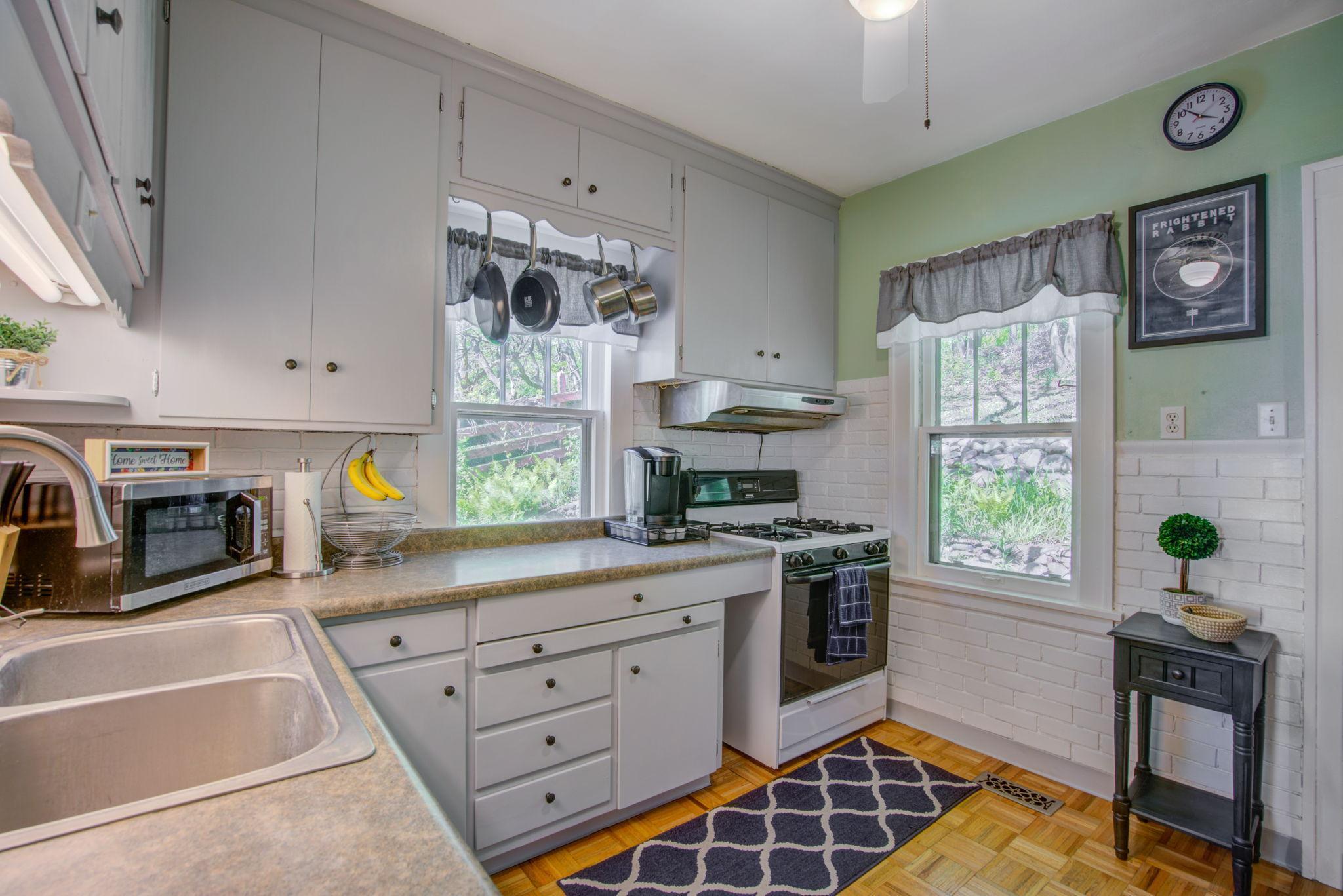 710 Point Douglas Road South St. Paul, MN 55119 - Photo 8 of 22 Gallery Image 8