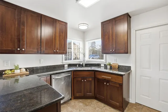 $2,488,888 | 717-723 Ellsworth Place, Palo Alto, CA 94306