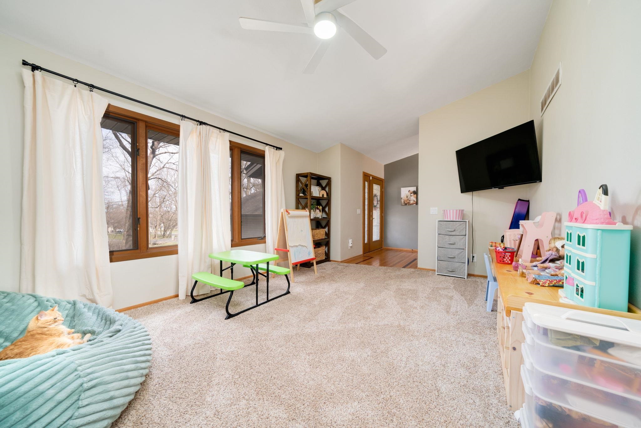 5115 Hamlet Circle Byron, IL 61010 - Photo 12 of 38