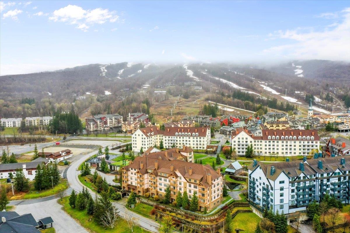 78 Middle Ridge Road, Unit 306 Stratton, VT 05155 - Photo 1 of 29