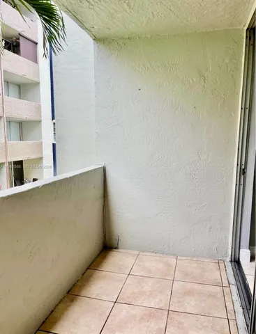 a view of a room with shelf