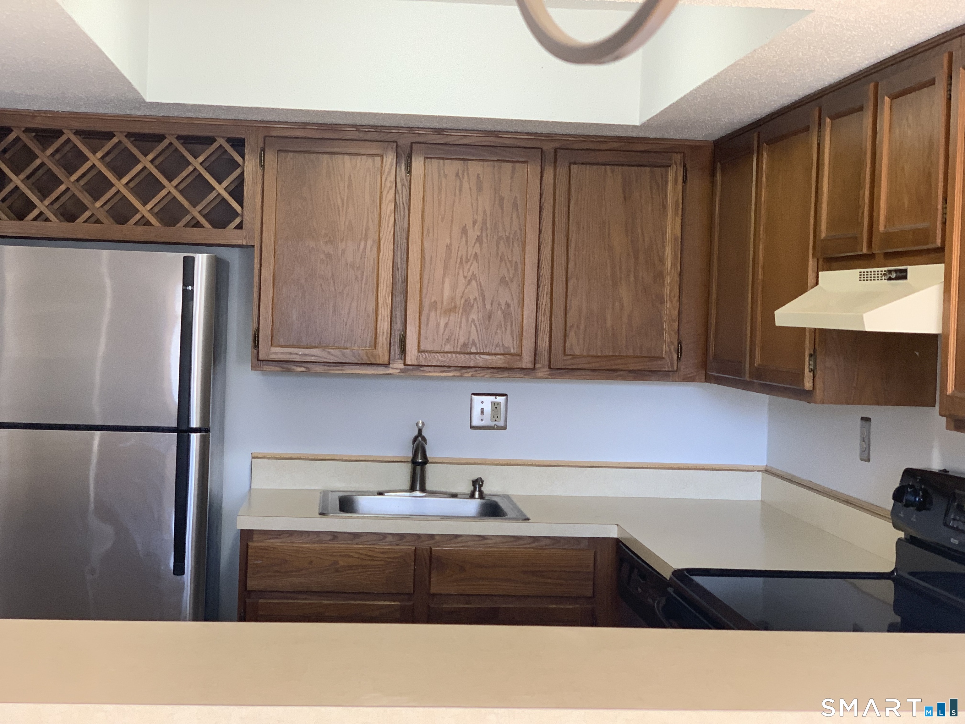 509 Spring Meadow Road, Unit 509 South Windsor, CT 06074 - Photo 3 of 10 Gallery Image 3