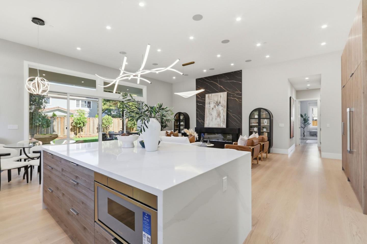 10481 North Stelling Road Cupertino, CA 95014 - Photo 15 of 84