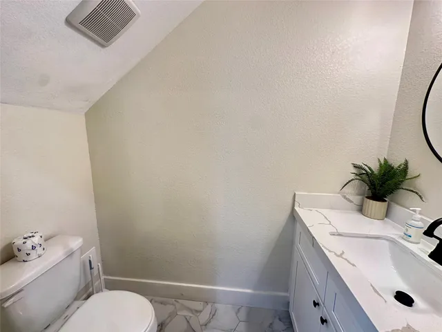 $3,600 | 2503 103rd Street, Galveston, TX 77554