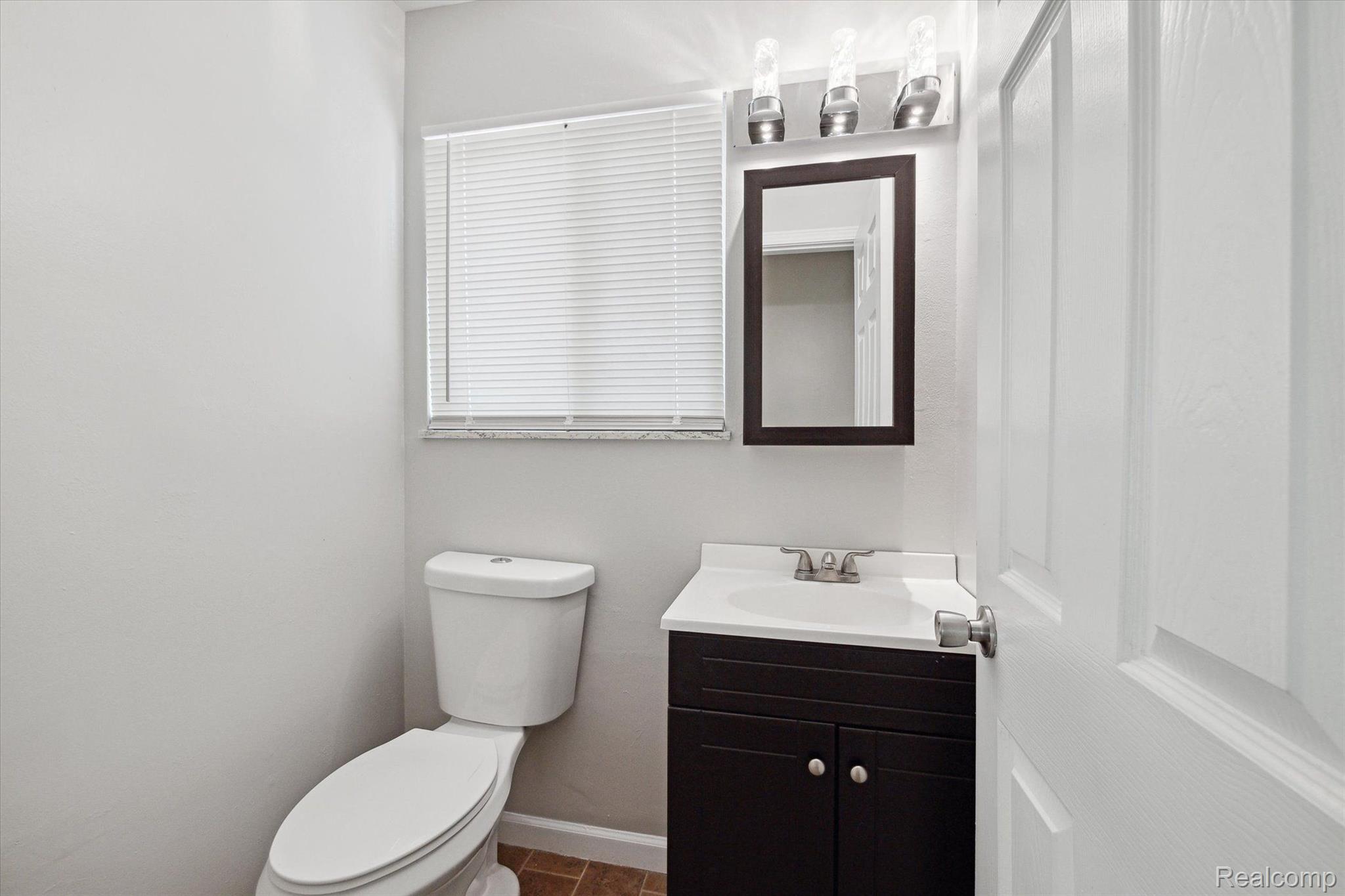 43933 Crowley Road Belleville, MI 48111 - Photo 11 of 20 Half Bath
