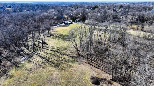 $1,900,000 | 6121 Northwest Klamm Drive, Kansas City, MO 64151