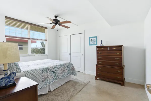 $510,000 | 3000 Northeast 48th Court, Unit 406, Lighthouse Point, FL 33064
