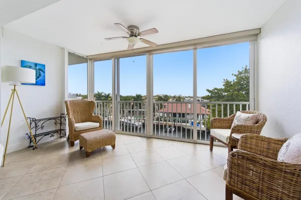 $510,000 | 3000 Northeast 48th Court, Unit 406, Lighthouse Point, FL 33064